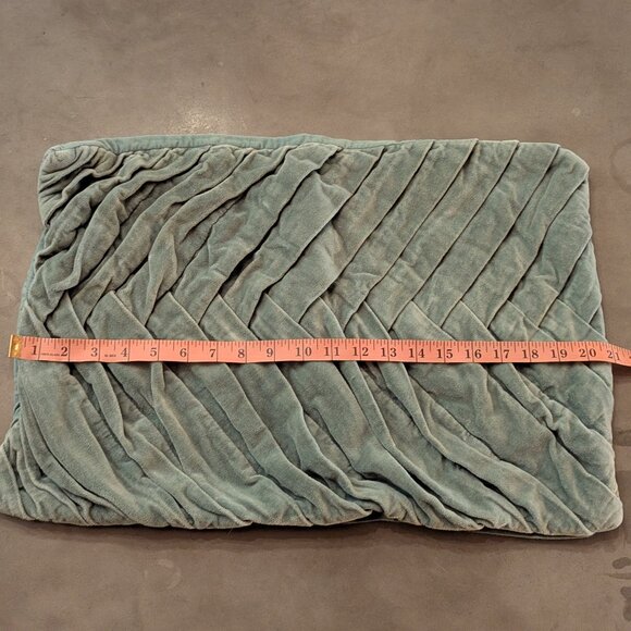 Sézane Large velvet cushion | Celadon - Picture 4 of 16